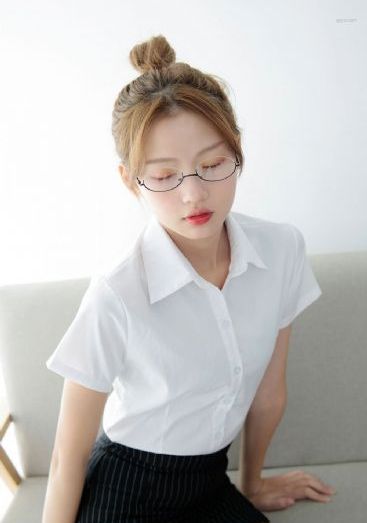年轻人视频在线播放_720在线观看完整版