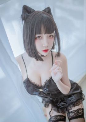 操白虎美女_免费观看高清版