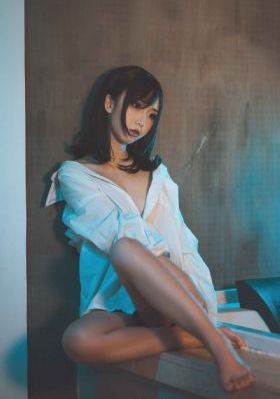 麻麻扒下内裤让我爽了一夜小_720在线视频播放